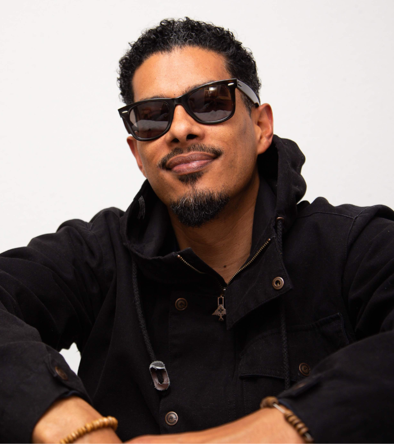 Leighton (800 x 900 px)